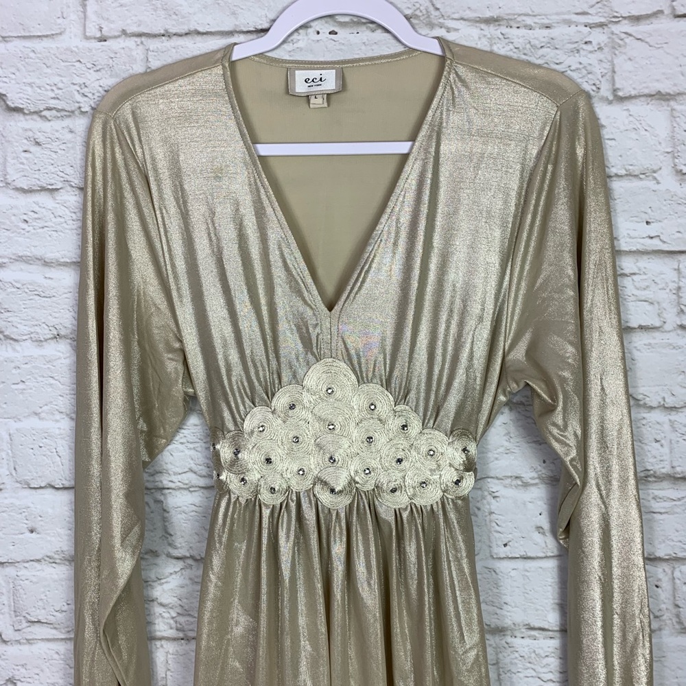 ECI New York Metallic Gold Rosette VNeck Blouse L - Picture 2 of 7